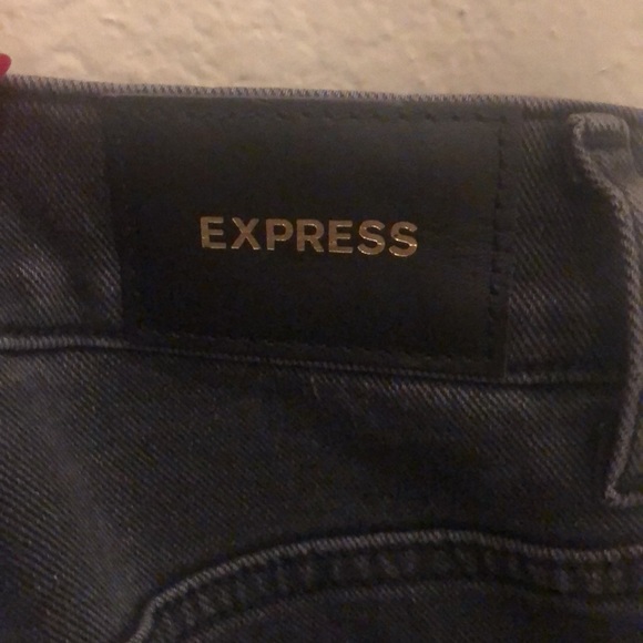 Express super high rise mom Jean - Picture 3 of 8